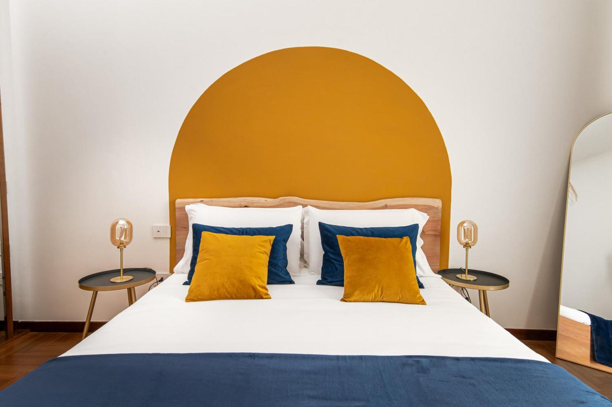 Quatrum Apartment Napoli Bagian luar foto